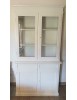 MOBILI 2G - CRISTALLIERA 2 PORTE ARTE POVERA LEGNO SHABBY BIANCO 105X42X206 vista frontale